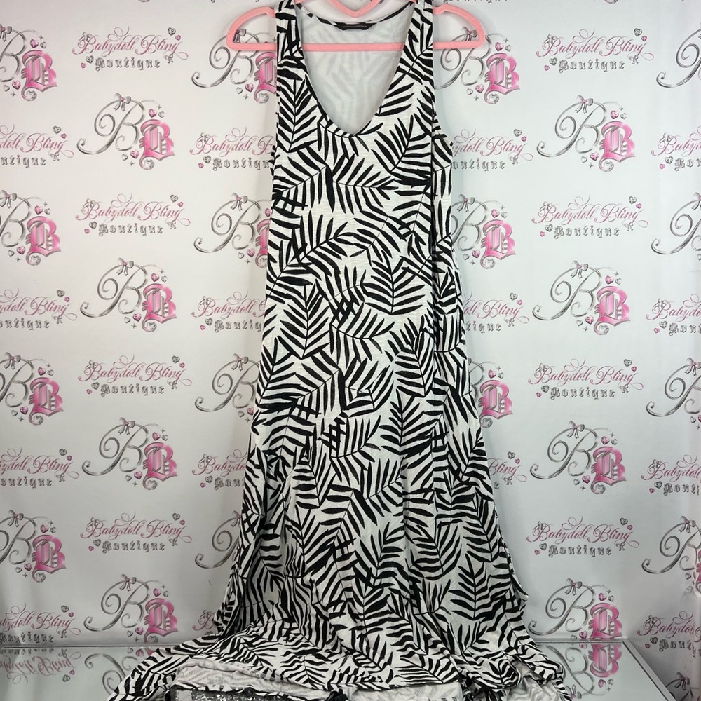 Denver Hayes dress tropical leafs floral Black and White Maxi Dress